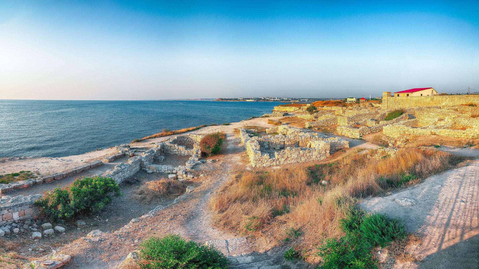 タウリカ半島の古代都市とチョーラ
